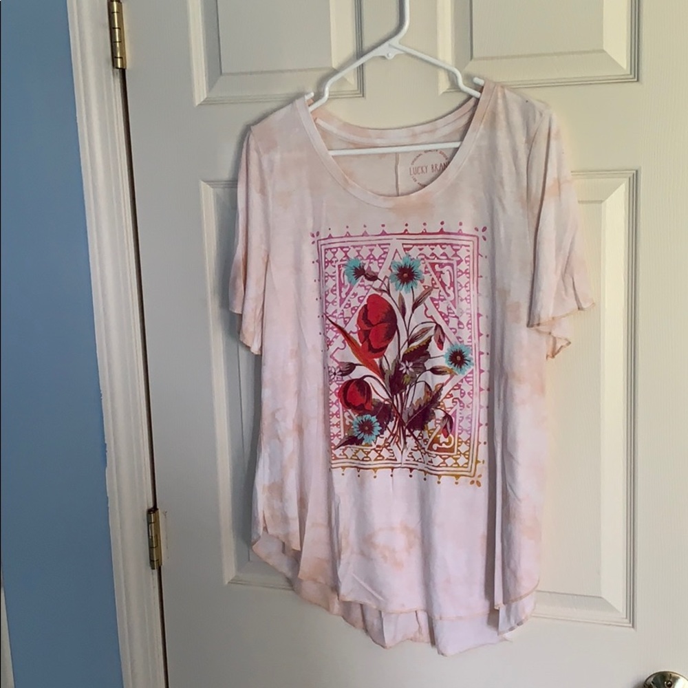 Graphic tee